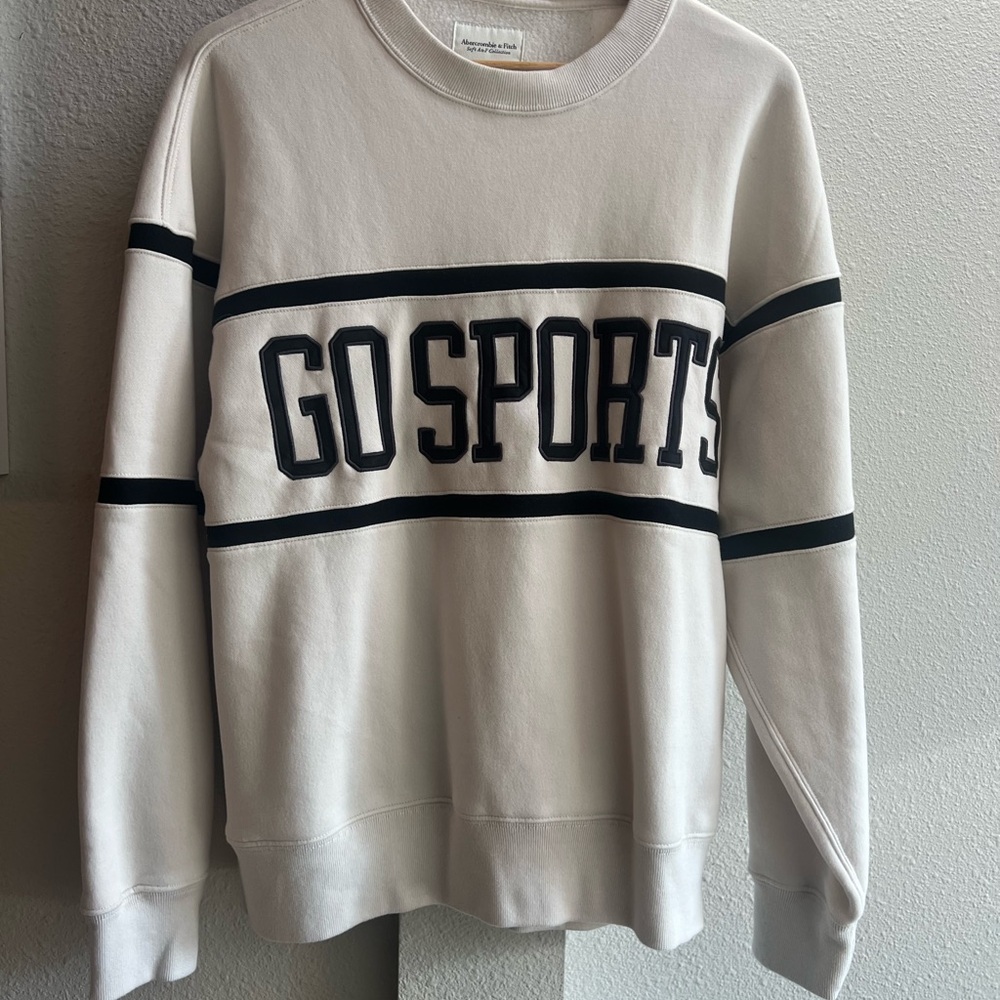 Abercrombie, go sports pullover sweatshirt